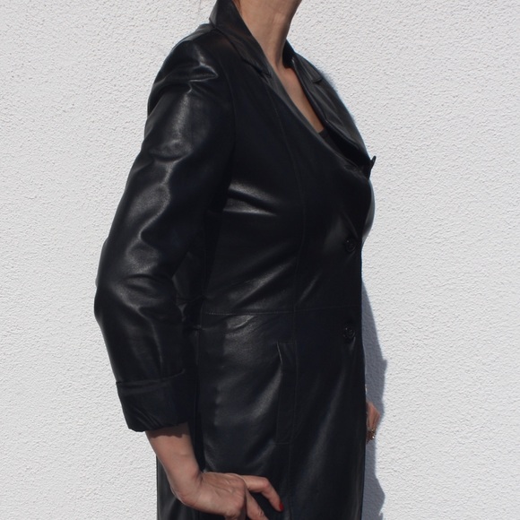 Leather coat - Picture 3 of 7